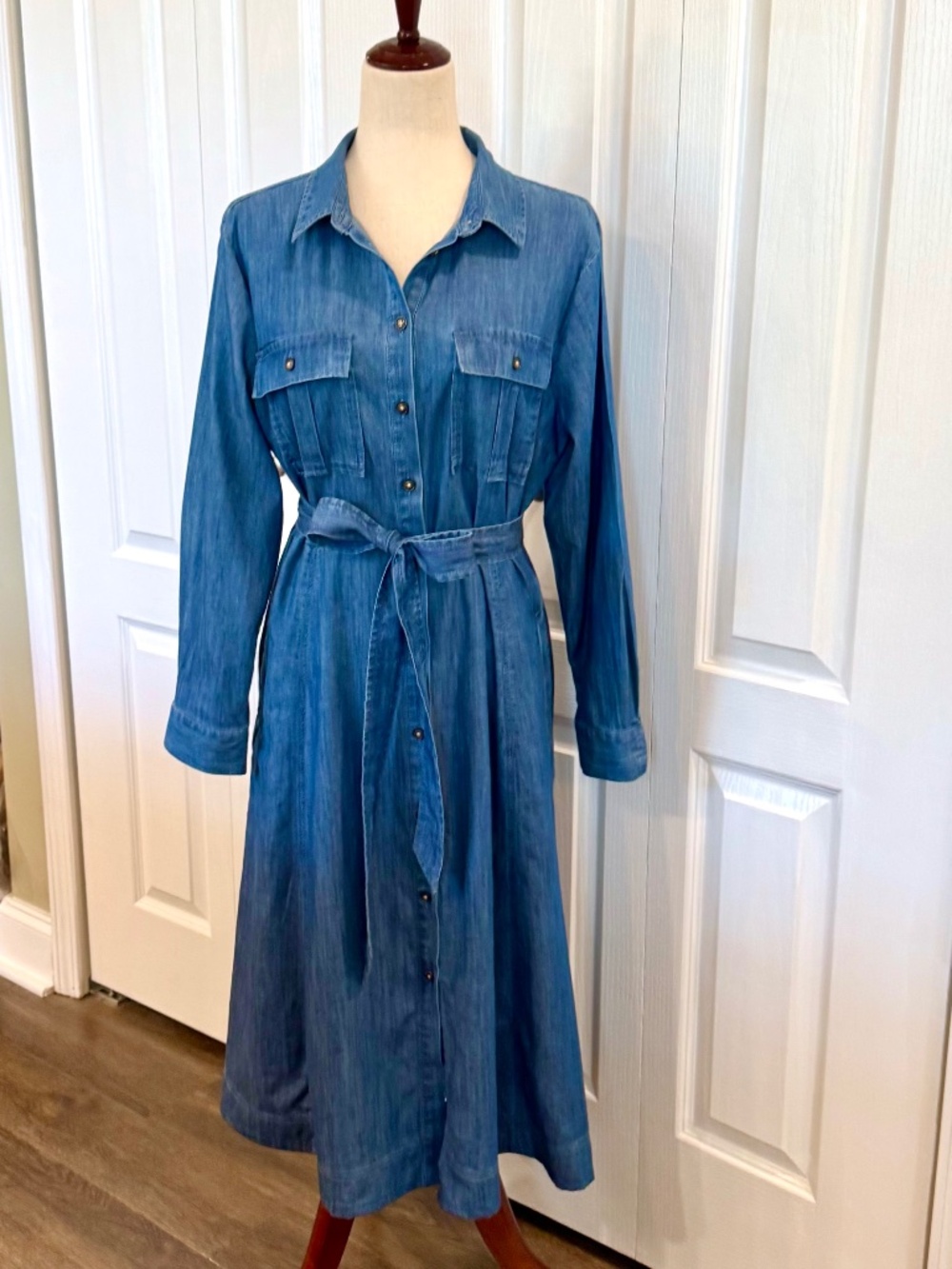 Woman's Size 12P Classic Blue Denim Midi by Ann Taylor Loft, Button Up Sash Belt